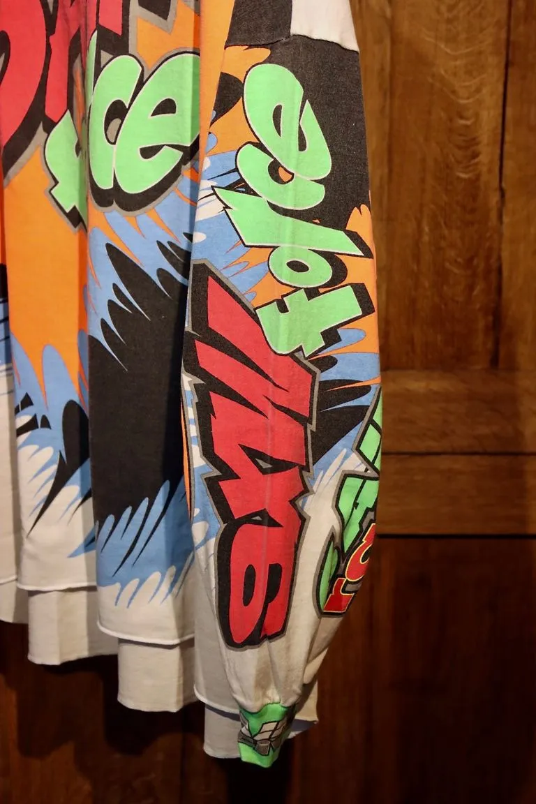 SAINT MICHAEL 24SS SAINT FORCE L/S TEE New Racing Retro Long Sleeve Off-white S-XL Front, left and right sleeves, even ribs are printed. There are more than 30 sets of samples in total. They are extremely complicated and all are oversized screen versions. Ready-made garments are washed and worn with Vintage value.